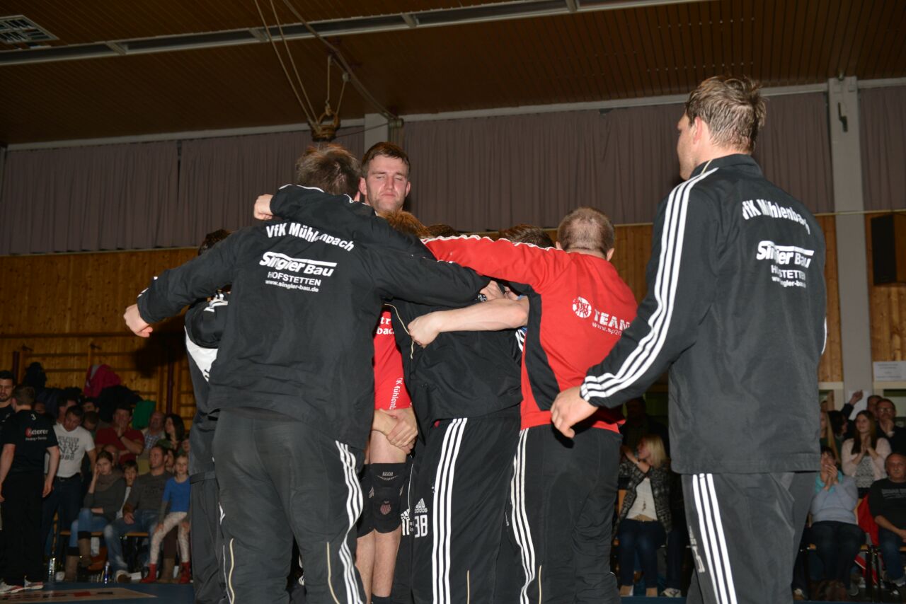 Derbystar Bernd Burger fuhr in letzter Sekunde das Unentschieden ein