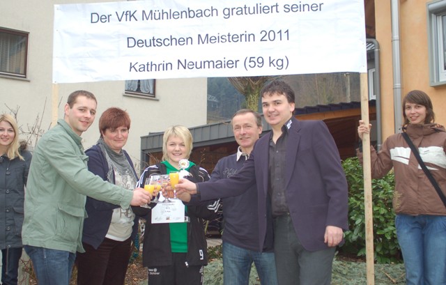 110312 Sektempfang Fur Die Deutsche Meisterin Kathrin Neumaier